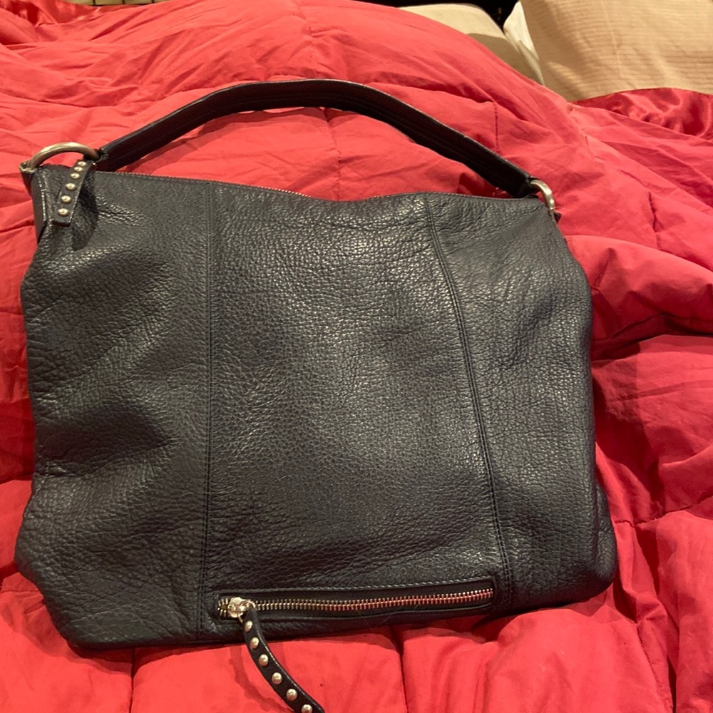 Women’s shoulder bag